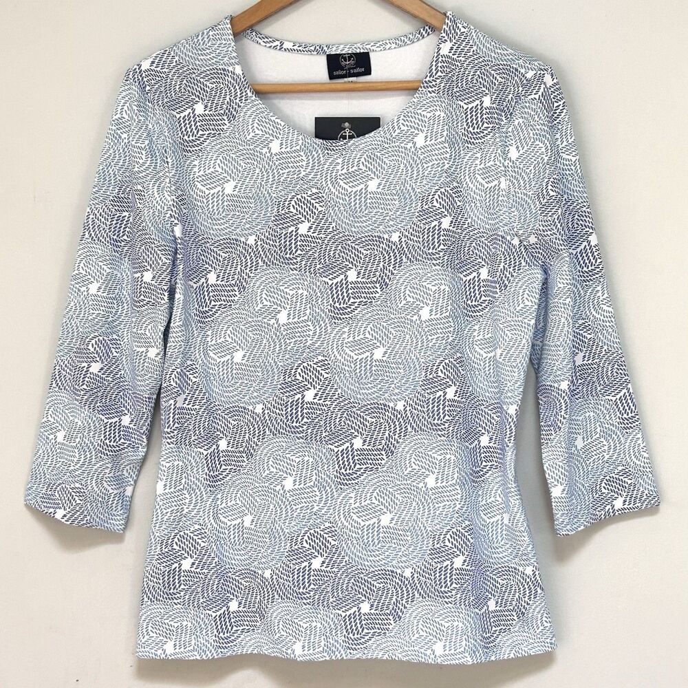 Sailor Sailor Top Womens M Blue White Floral UPF 50+ 3/4 Sleeve Stretch NWT